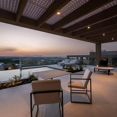 Maravilla Luxury Living &