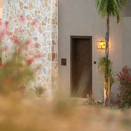 ヴィラ Maravilla Luxury Living & コス・タウン