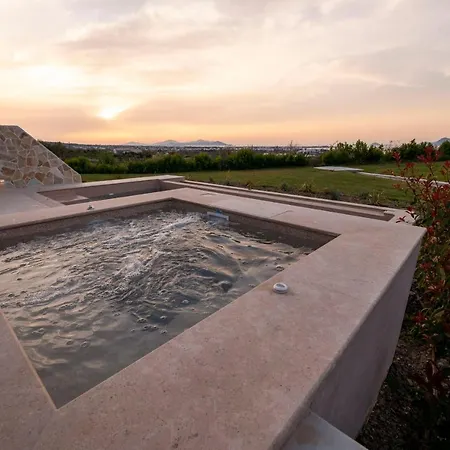 Maravilla Luxury Living & ヴィラ コス・タウン